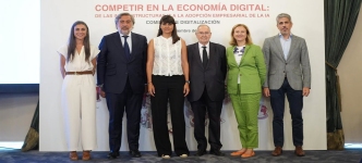 La Cámara de España defiende acelerar la adopción empresarial de la IA para aprovechar al máximo sus infraestructuras digitales.
